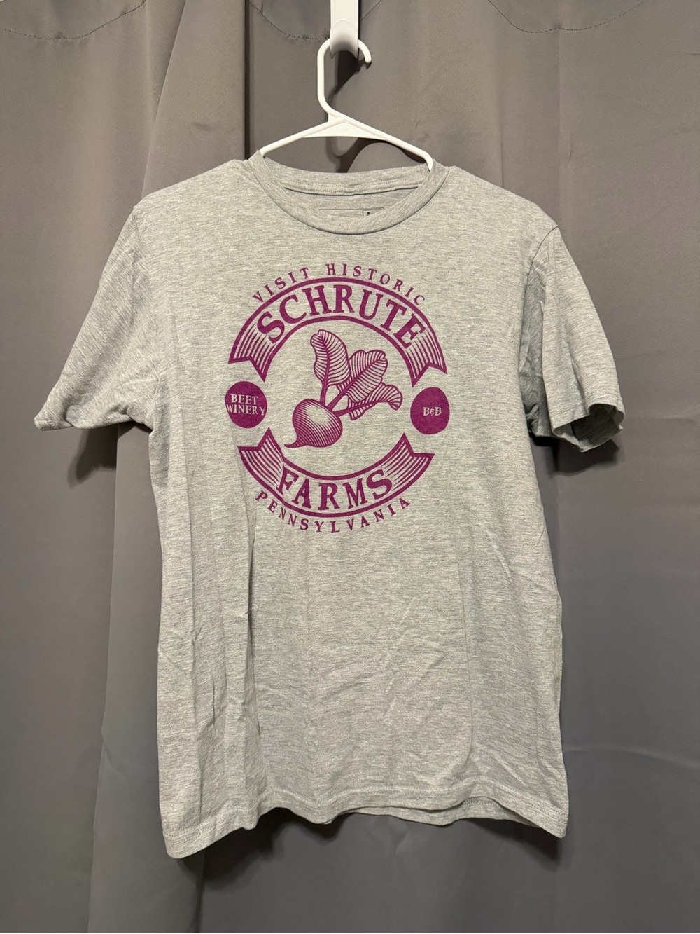 The Office Shrute Farms Graphic Tee Men Size Medium